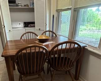 Eat In Table and Chairs