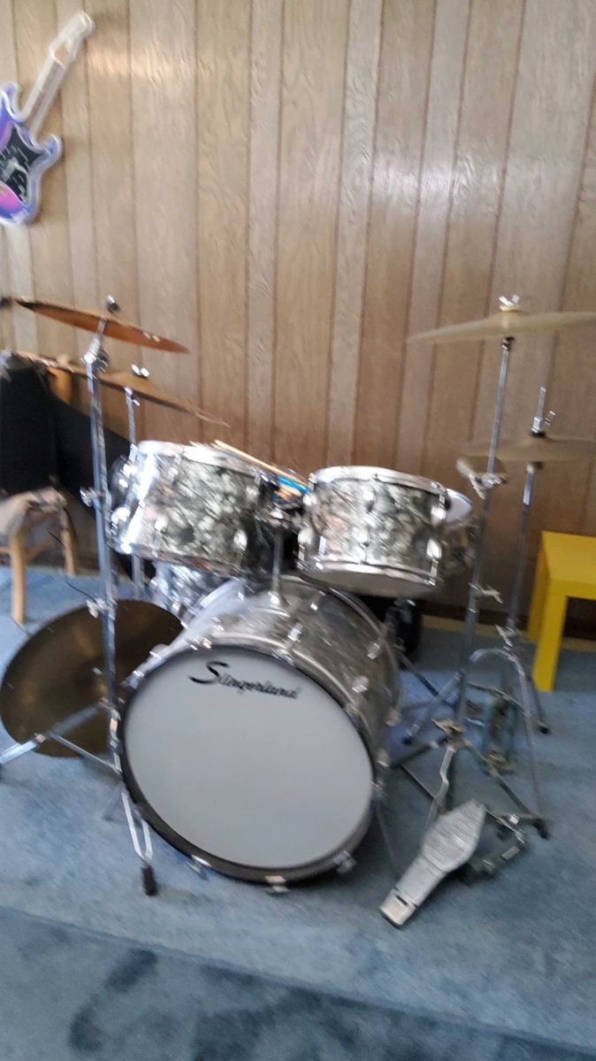 001 Drum Set