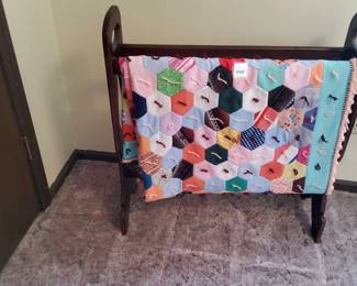 Quilt And Quilt Rack