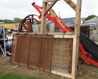 GOAT/SHEEP PEN & SHOW TABLE