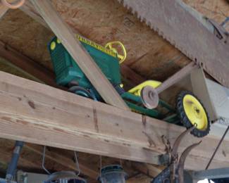RESTORED JOHN DEERE PEDAL TRACTOR