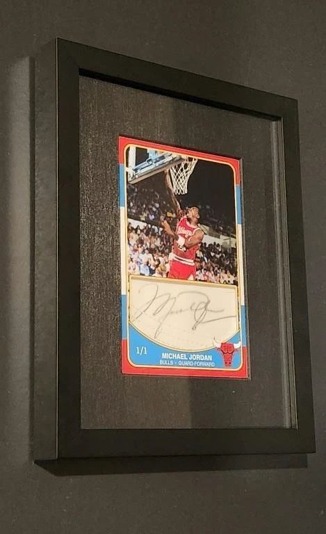 MICHAEL JORDAN ONE OF ONE CUSTOM SIGNED CARD