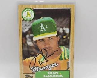 SIGNED TONY LARUSSA CARD