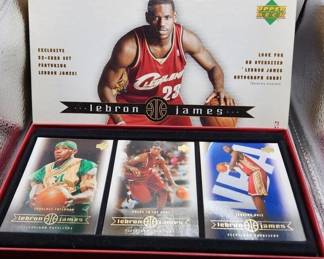 32 LEBRON JAMES ROOKIE CARDS