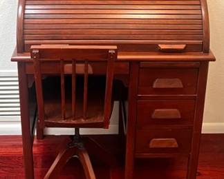 Vintage Petite Rolltop Desk