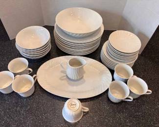 38 Pc Gibson Dish Set
