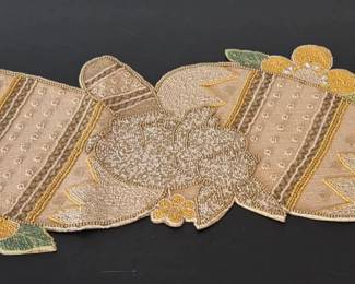 Beaded Holiday Runners