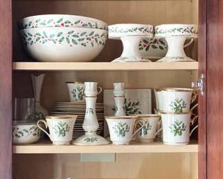 Lennox Holiday Dinnerware,