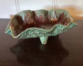 Majolica begonia leaf dish