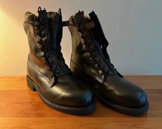 Chippewa Steel Toed Paratrooper Boots, Mens or Women's, size 9.