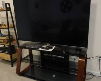 LG 65" Model 65SKK9000PUA (2018)