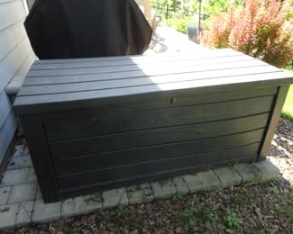 Keter Outdoor Storage Box