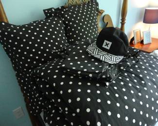 Full Size Bed Set