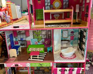 Kid Kraft Cafe and House