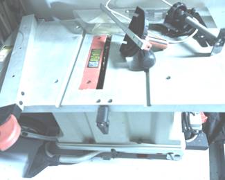 Saw table