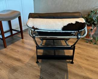 Cassina chaise - $4000 or best offer. Call Patty (or text) with offers to buy and setup a pickup. We will make pickup easy for you! 847-772-0404.