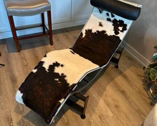 Cassina chaise - $4000 or best offer. Call Patty (or text) with offers to buy and setup a pickup. We will make pickup easy for you! 847-772-0404.