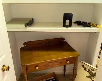 Hitchcock desk