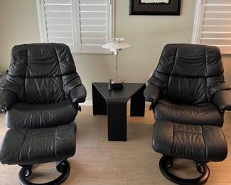 Two Ekornes Stressless Recliner Chairs, Ottomans and side table