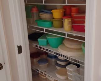 Wow lots of plastic kitchen storage