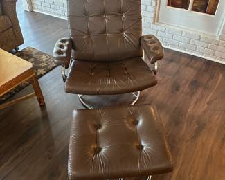 Ekornes MCM chair