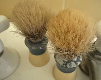 Barber/shaving brushes