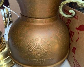 Tobacco jar/spitoon