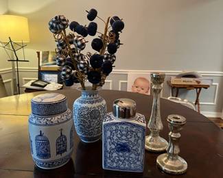 Blue&white jars and candlesticks. Great accessories at this house.!!