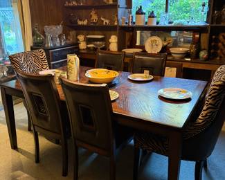 Contemporary table and chair set