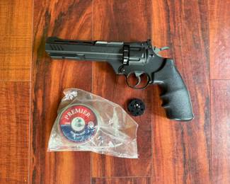 Pellet gun