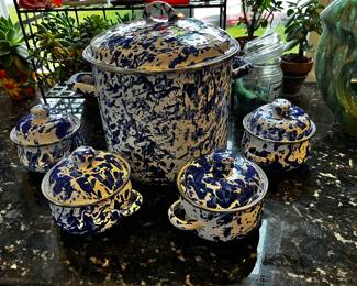 Cobalt Swirl Petite Tureens - Set of 4
Matching Soup Pot