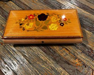 Ben Rikertino Vintage Inlaid Wood Box Made in Italy