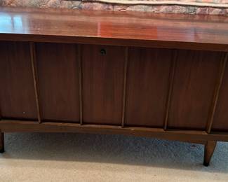 mid century Lane blanket chest