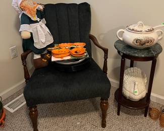 accent chair