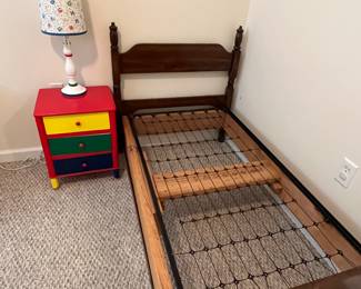 twin size bed