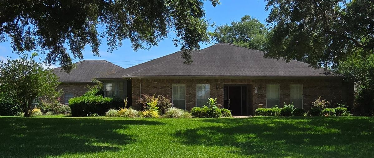 Beautiful Home and Garage Full! - Couple Traveled the World - You will see Items from all over the world