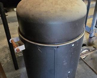 BBQ Smoker