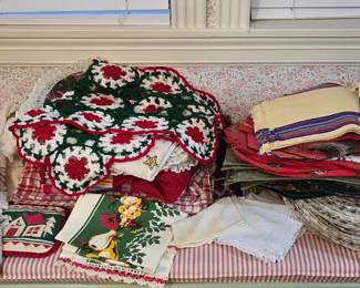 Dollies - Placemats - Kitchen Towels