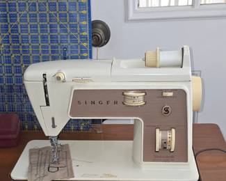 Singer Sewing Machine