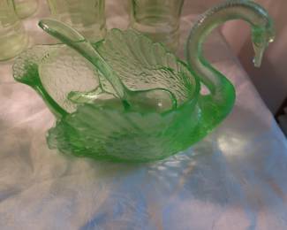 Uranium glass swan