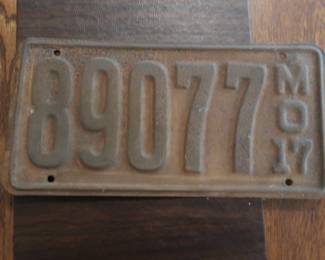 1917 license plate