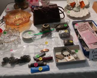 pocket knives and decor