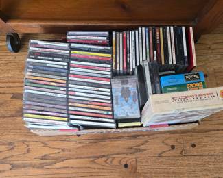 CDs Cassettes