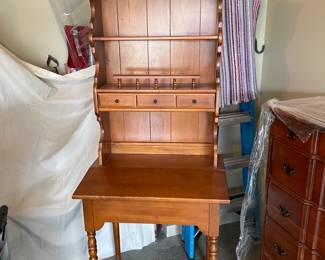 Antique Secretary Desk - good condition 44.5"Ht x 38" W