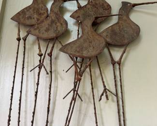 Metal birds garden sculpture