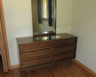 Mid Century dresser