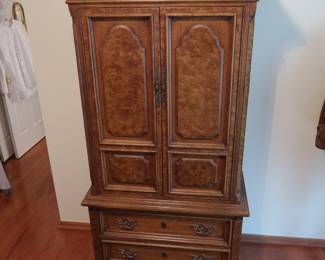 Kincaid Armoire W-40” D-20” H-76”