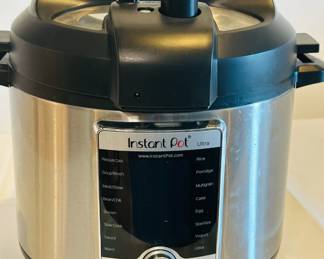 InstaPot multicooker. Pressure, Slow, Saute, Rice and on and on - even Yogurt! Rarely used.