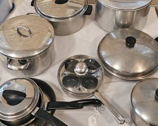 Stainless cookware