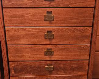 7 drawer chest